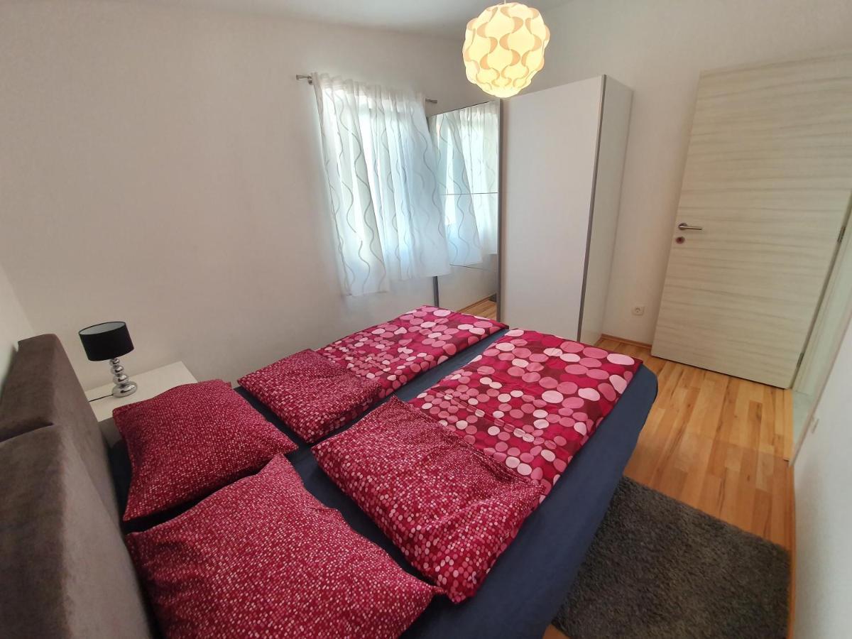 Comfortable Family Apt Iris 20M From Beach In Мандре Экстерьер фото