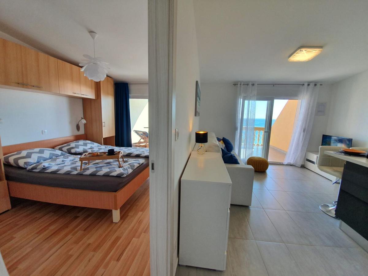 Comfortable Family Apt Iris 20M From Beach In Мандре Экстерьер фото